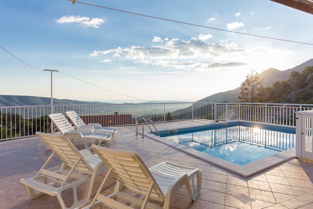 Holiday Home Urlovic Gruda Esterno foto